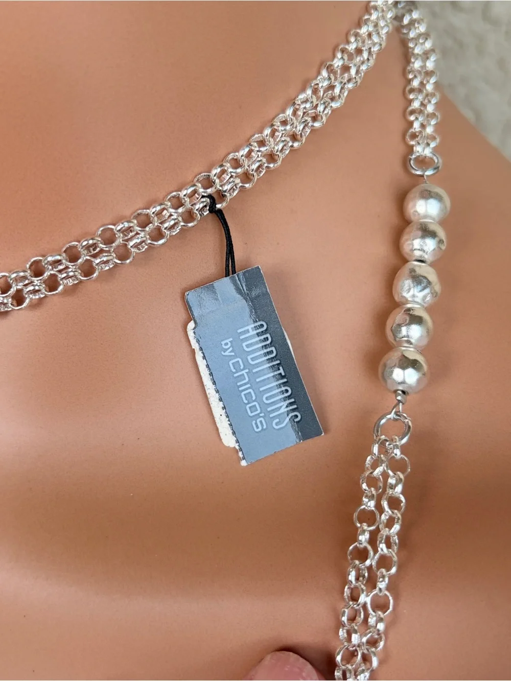 Chicos stylish necklace